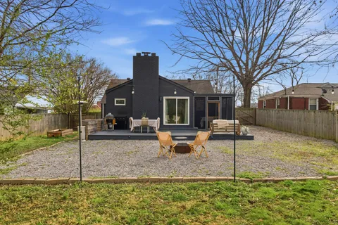 $515,000 | 3225 Southlake Drive, Nashville, TN 37211