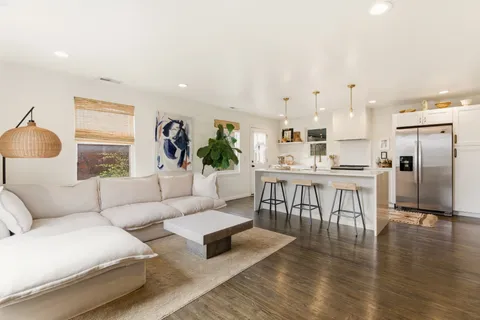 $515,000 | 3225 Southlake Drive, Nashville, TN 37211