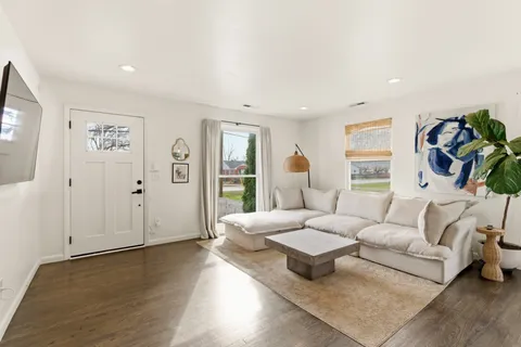 $515,000 | 3225 Southlake Drive, Nashville, TN 37211