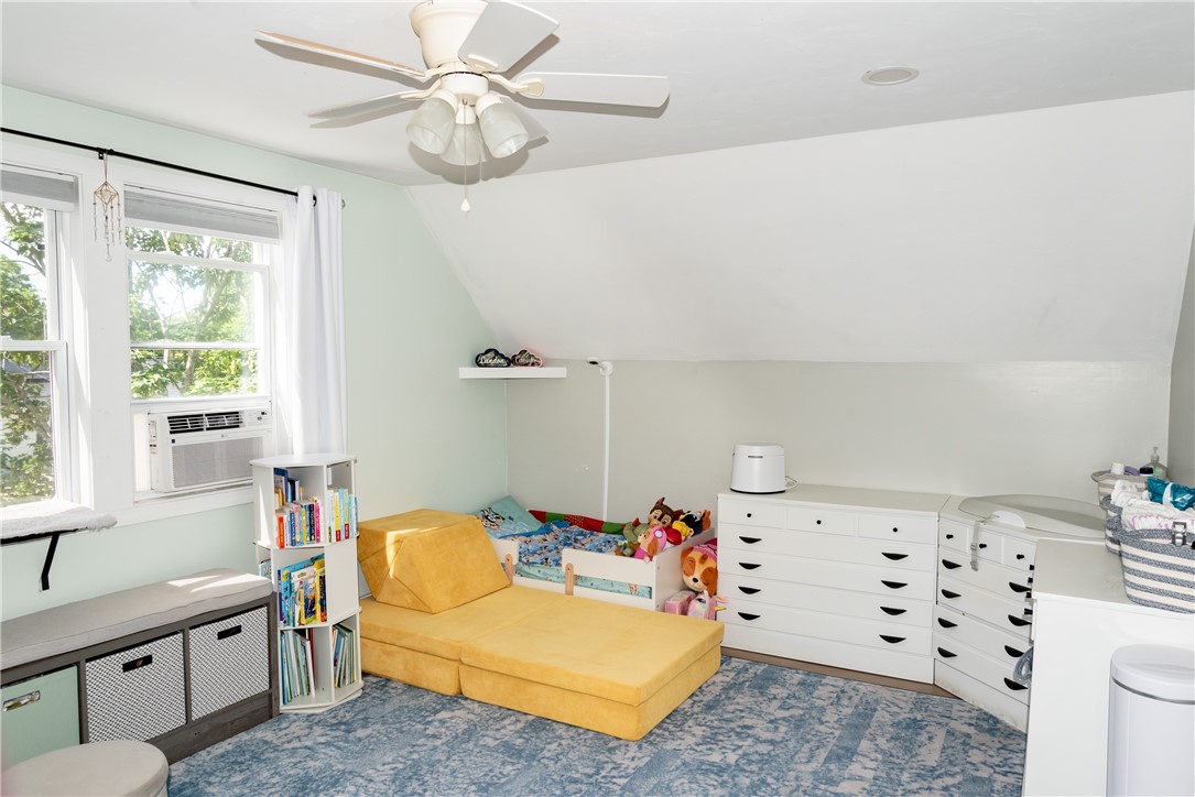 207 Phillips Street Woonsocket, RI 02895 - Photo 21 of 24
