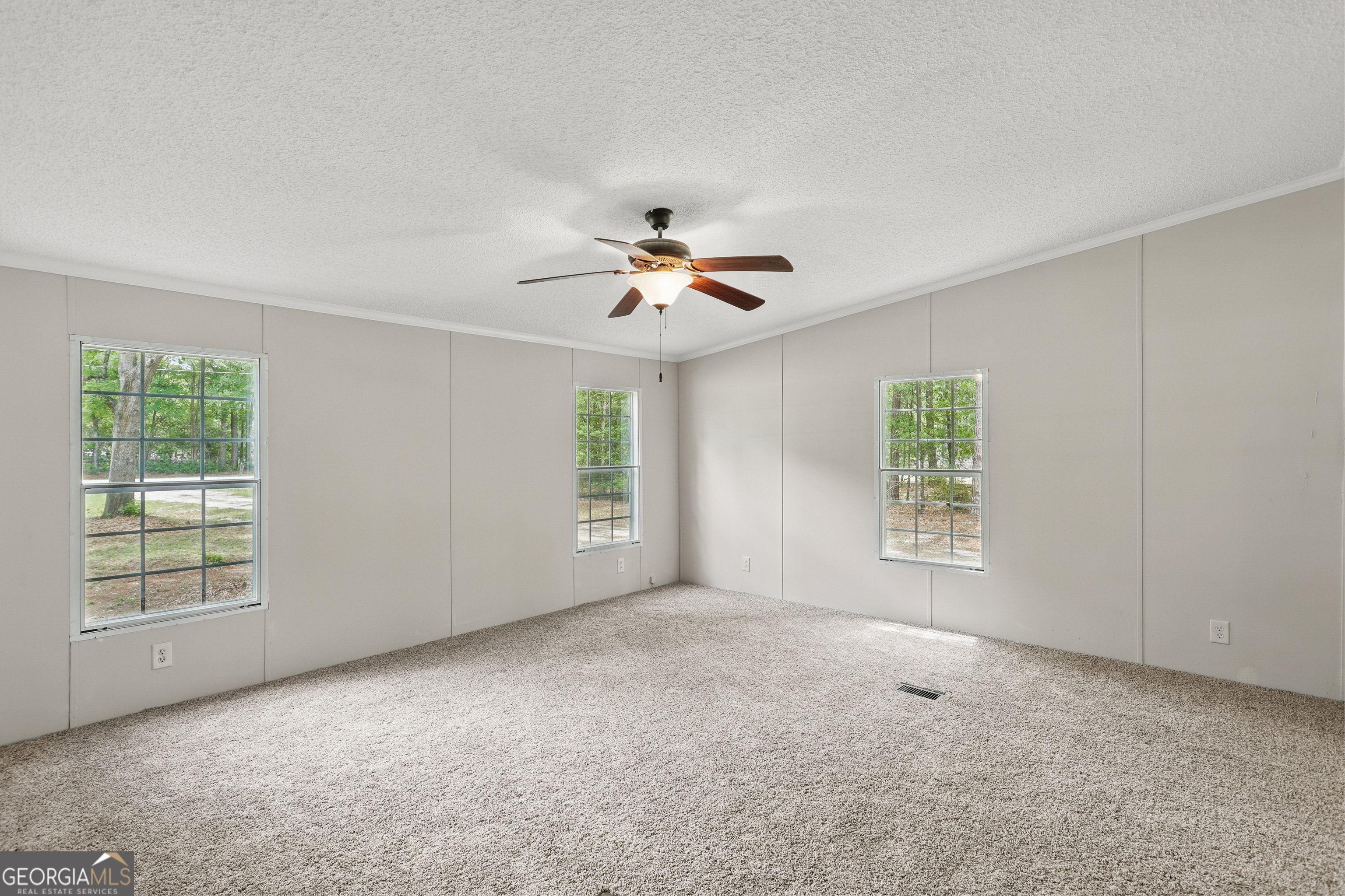 2830 Rincon-Stillwell Road Rincon, GA 31326 - Photo 25 of 52 a view of an empty room with a window