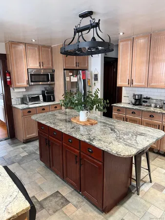 $3,500 | 42 Church Street, Unit 1, Nanuet, NY 10954