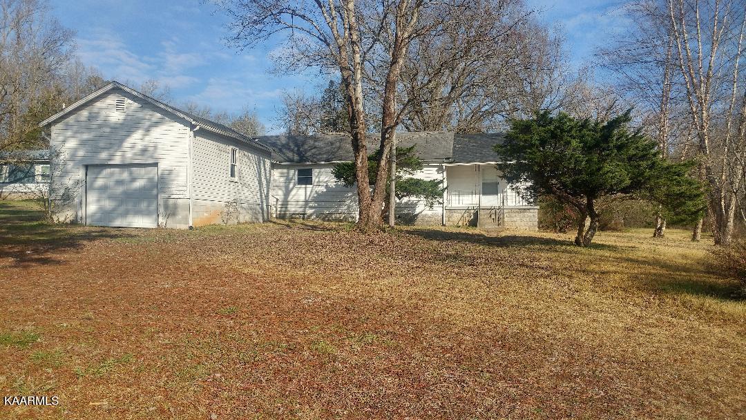 108 Brooks Road Clinton, TN 37716 - Photo 1 of 26 thumbnail (1)