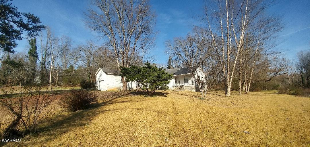 108 Brooks Road Clinton, TN 37716 - Photo 6 of 26 thumbnail (7)