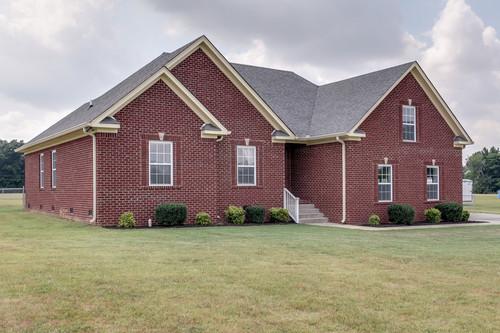 1008 Loganview Way Springfield, TN 37172 - Photo 1 of 16