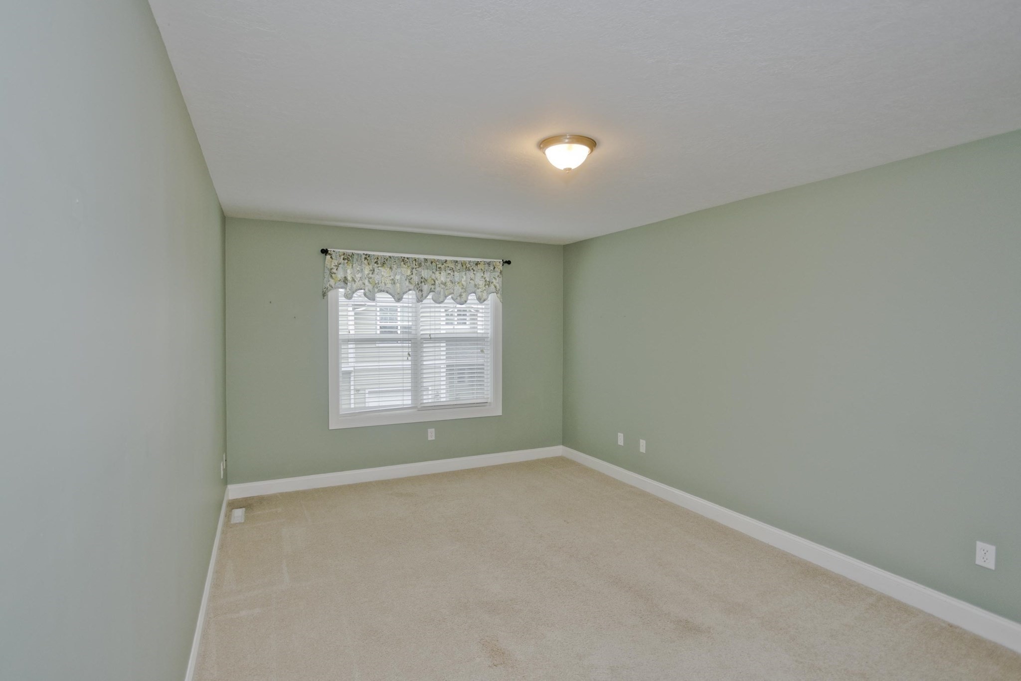 330 Haydenville Road, Unit D Leeds, MA 01053 - Photo 28 of 42 Gallery Image 28