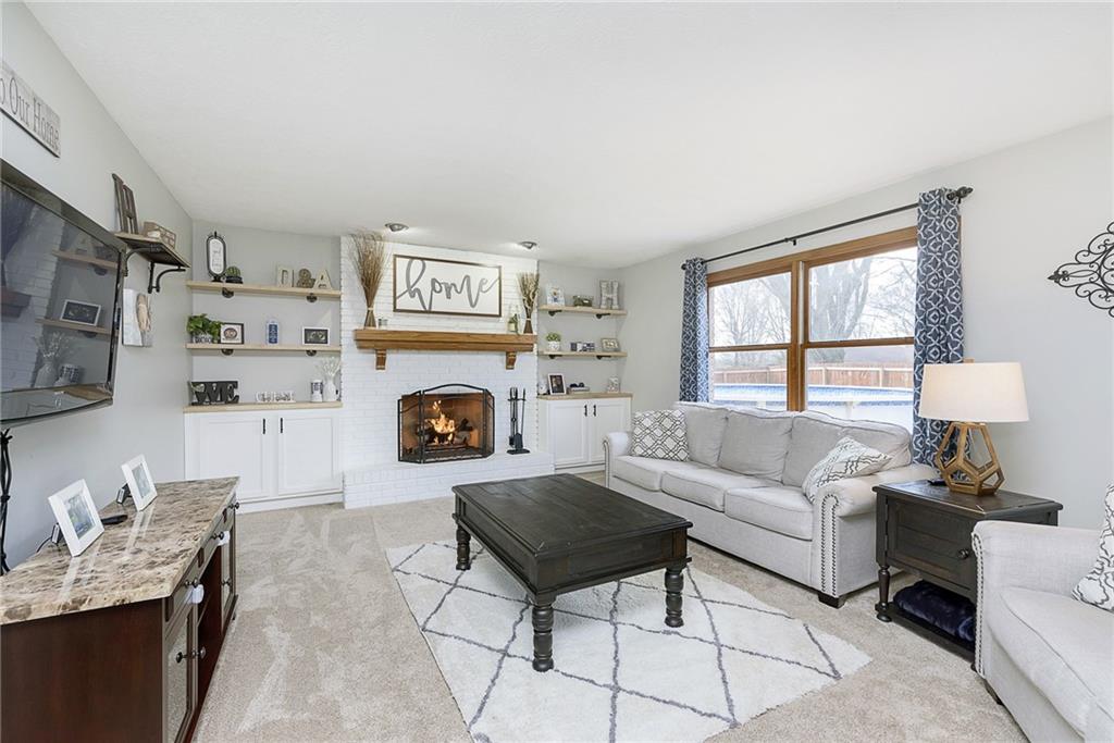 2018 Heather Road Anderson, IN 46012 - Photo 4 of 36 Gallery Image 4