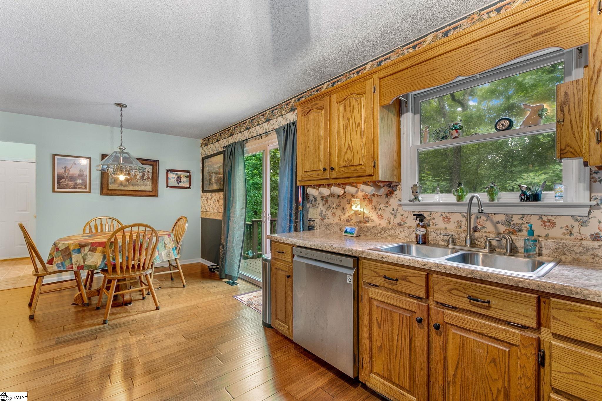 155 Cold Mountain View Cleveland, SC 29635 - Photo 13 of 36