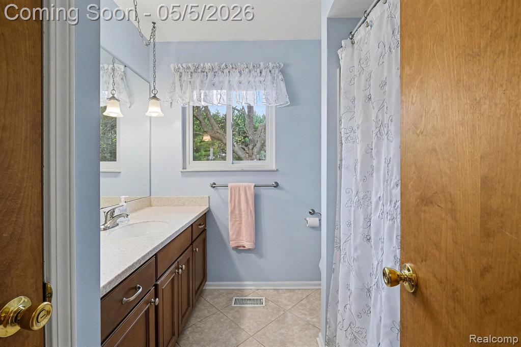 10060 North Linden Road Clio, MI 48420 - Photo 16 of 27