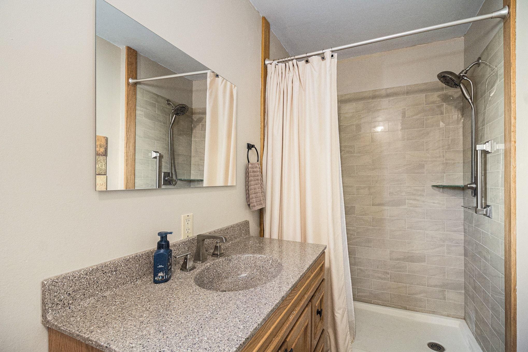 613 Hawthorn Street Red Wing, MN 55066 - Photo 19 of 40