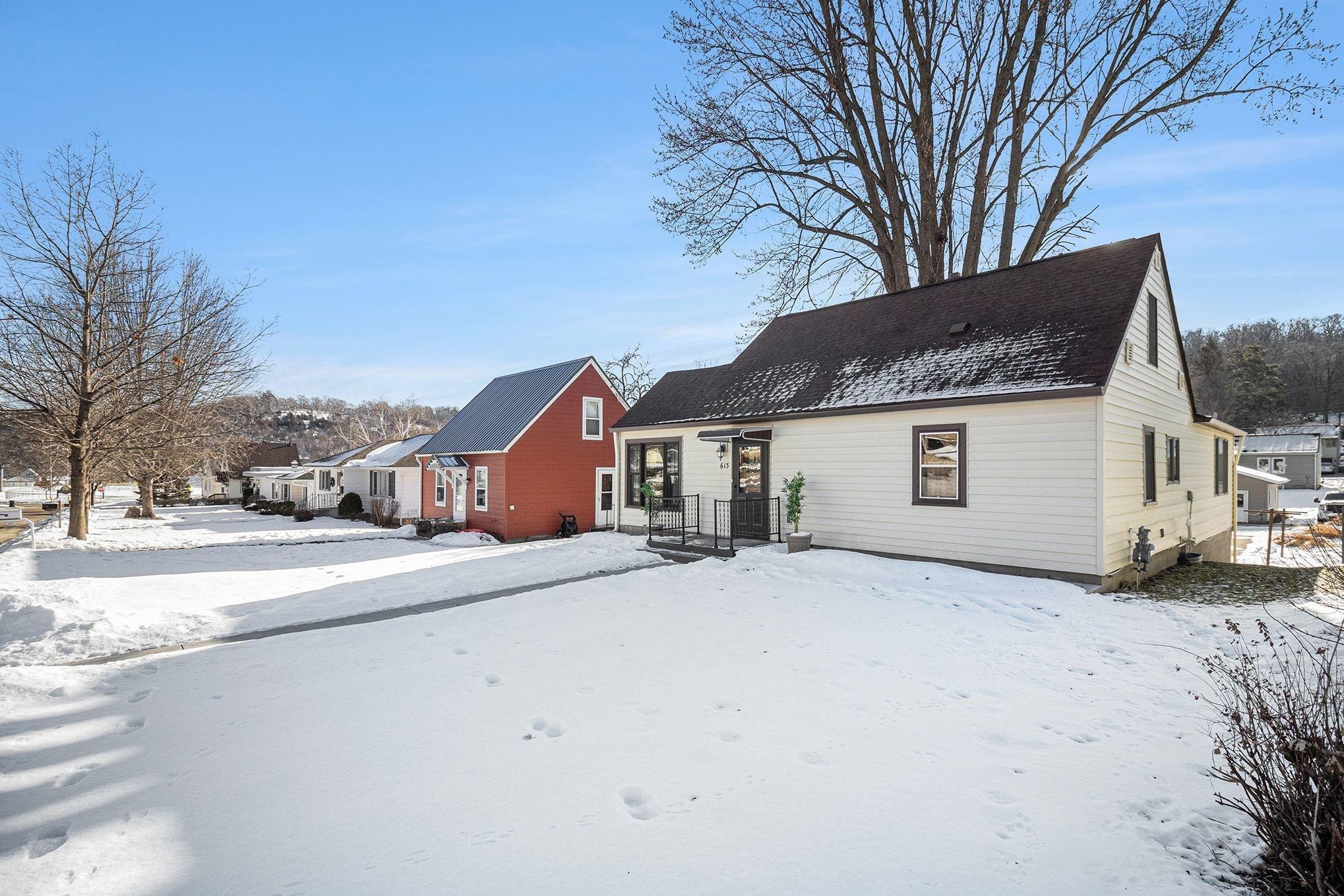 613 Hawthorn Street Red Wing, MN 55066 - Photo 2 of 40