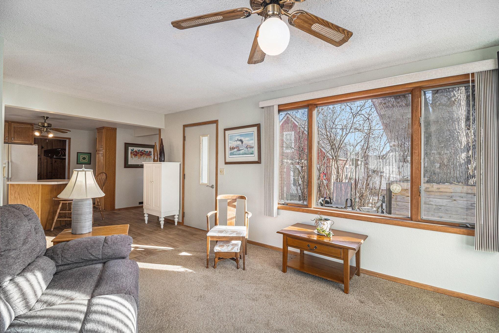 613 Hawthorn Street Red Wing, MN 55066 - Photo 3 of 40