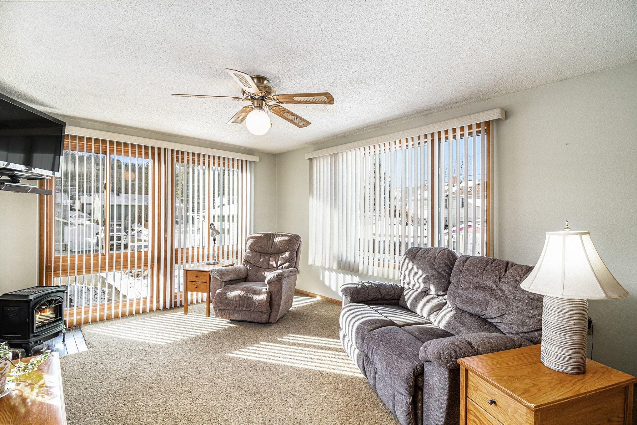 613 Hawthorn Street Red Wing, MN 55066 - Photo 5 of 40