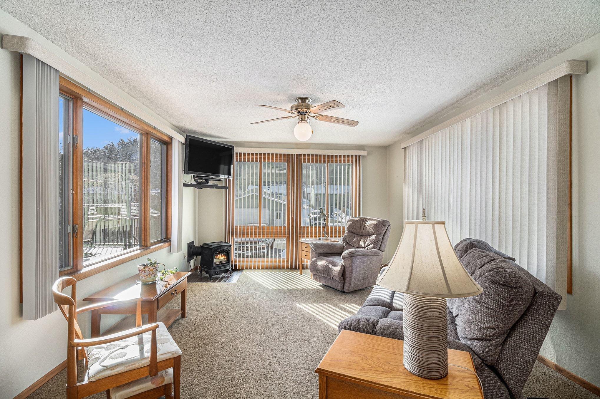 613 Hawthorn Street Red Wing, MN 55066 - Photo 7 of 40