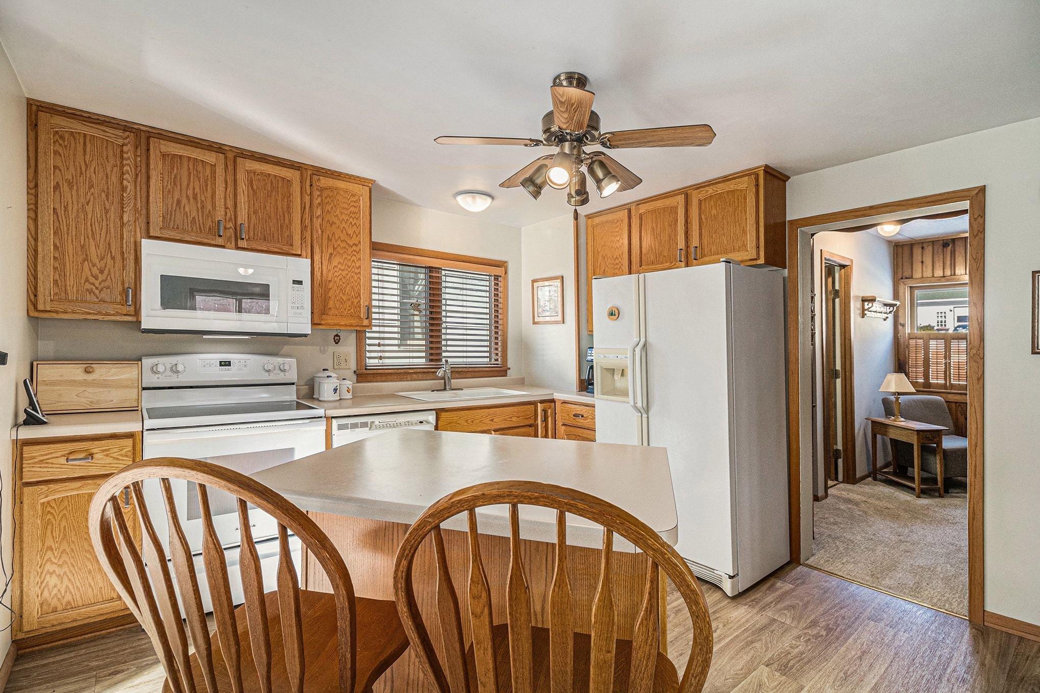 613 Hawthorn Street Red Wing, MN 55066 - Photo 9 of 40