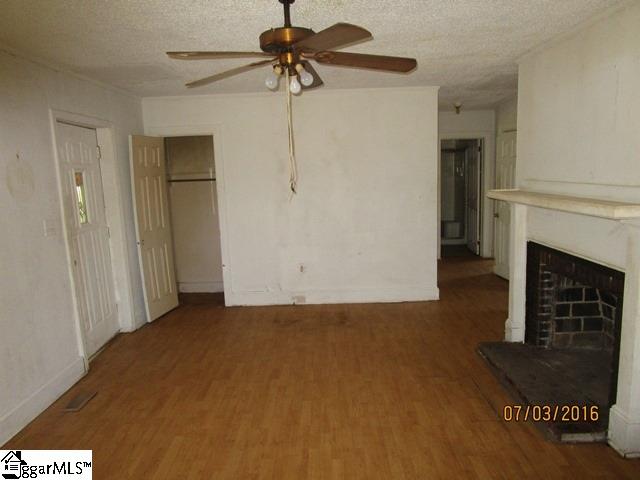 520 Chestnut Ridge Road Marietta, SC 29661 - Photo 3 of 4