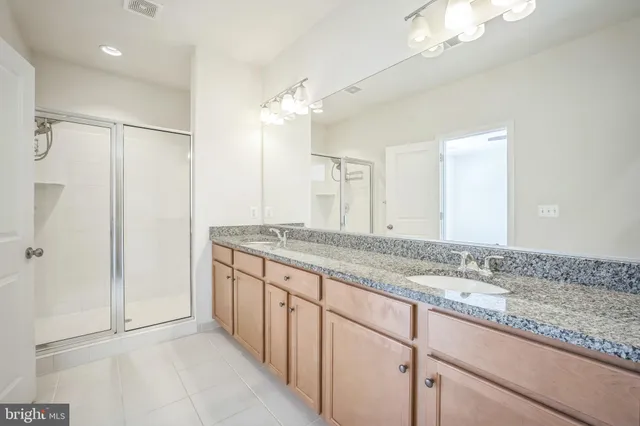 $3,650 | 25443 Hartland Orchard Terrace, Chantilly, VA 20152