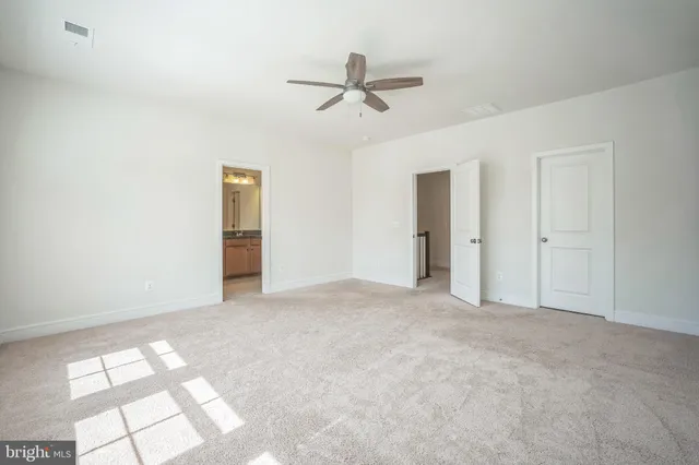 $3,650 | 25443 Hartland Orchard Terrace, Chantilly, VA 20152