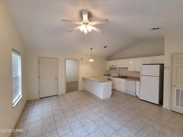 $1,400 | 5522 Pinetree Avenue, Panama City, FL 32408