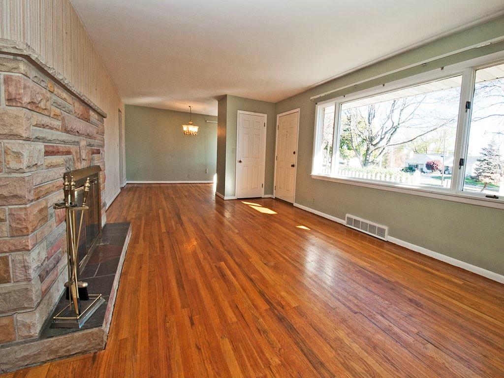 4456 Ellwood Road New Castle, PA 16101 - Photo 5 of 25 Great picture windows allows the natural light to pour in.