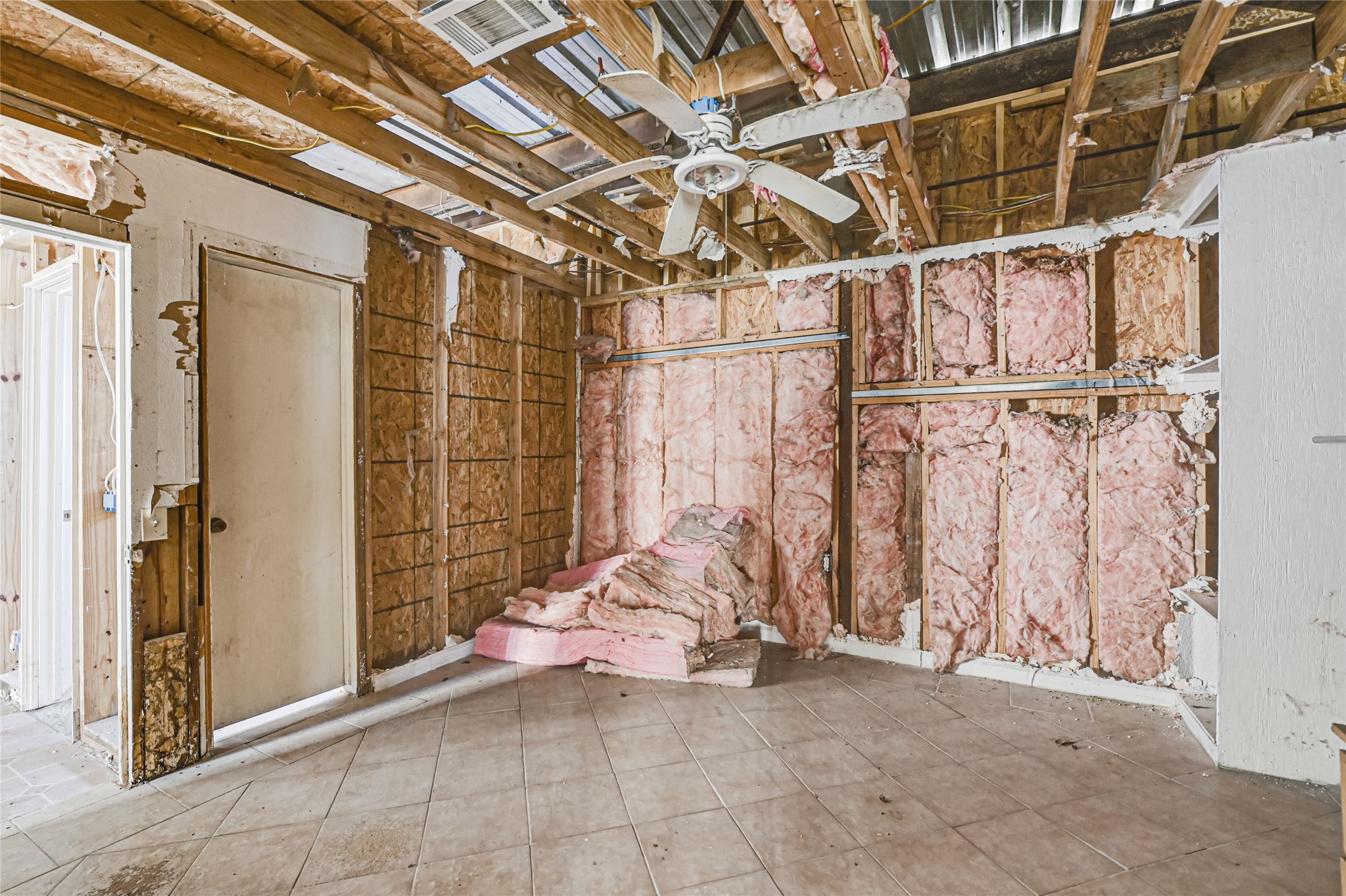 1925 Sunny Drive Houston, TX 77093 - Photo 10 of 24 a view of under construction room and staircase