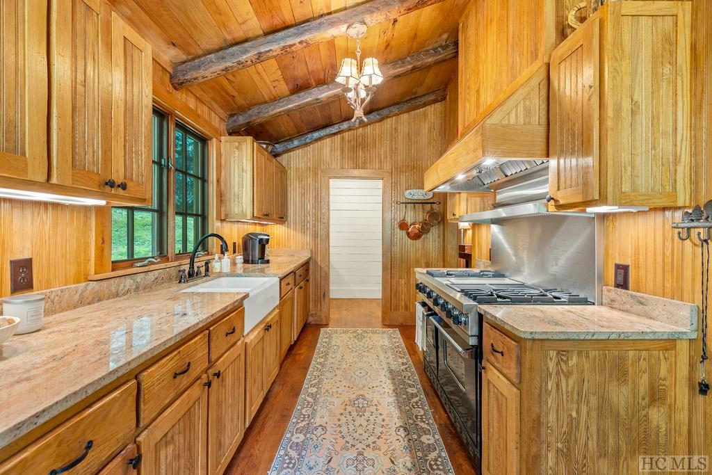 1124 Billy Cabin Road Highlands, NC 28741 - Photo 27 of 67 Gallery Image 27