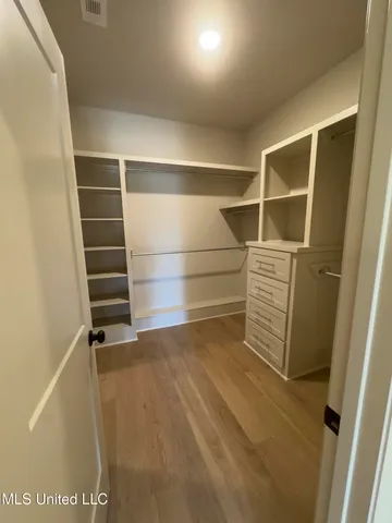 $359,000 | 107 Southern Oak Way, Canton, MS 39046