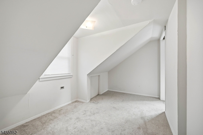 80 Reinman Road Warren, NJ 07059 - Photo 17 of 24 Gallery Image 17