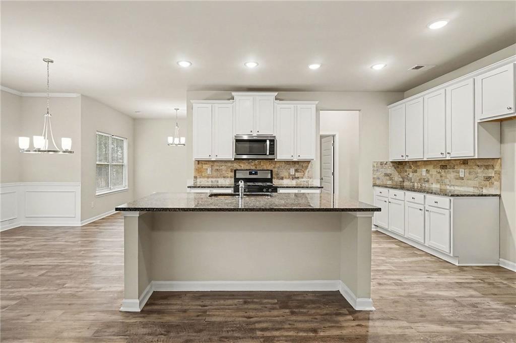 2464 Hanover Woods Road Lithonia, GA 30058 - Photo 12 of 34