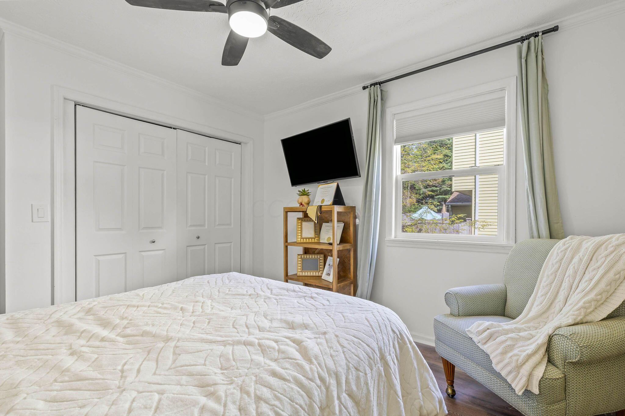 712 Cherrington Road Westerville, OH 43081 - Photo 20 of 45 Bedroom 2