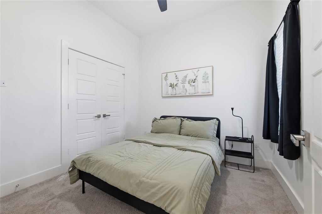 2406 Merlin Street Dallas, TX 75215 - Photo 21 of 36
