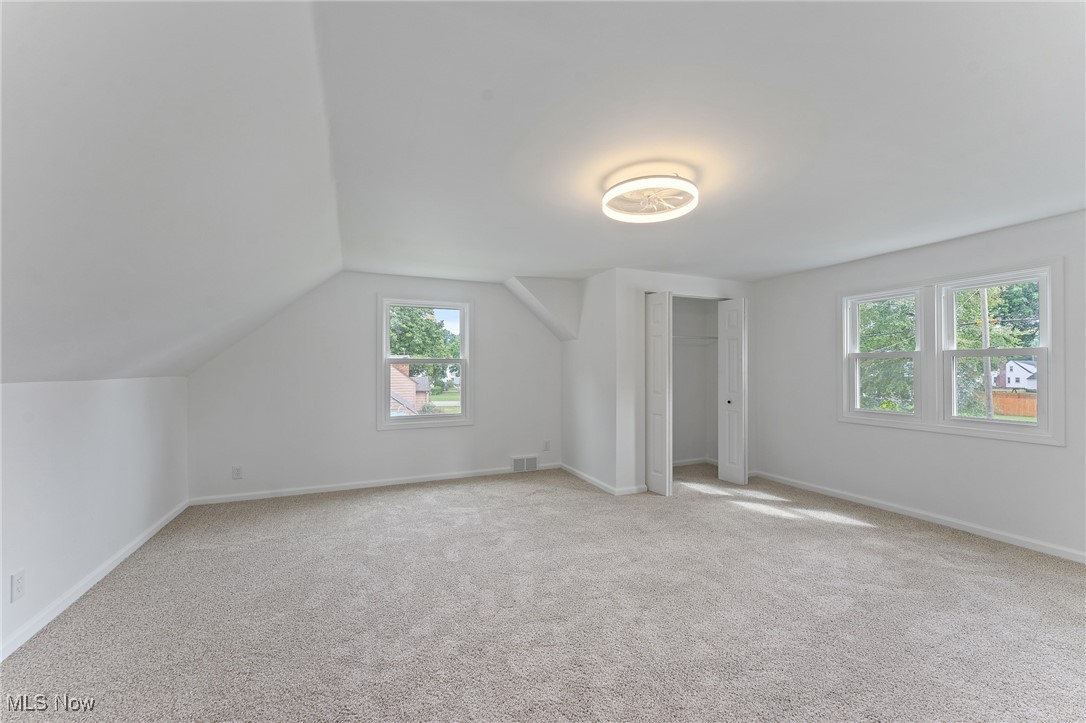 2426 Kirk Road Youngstown, OH 44511 - Photo 18 of 27 Gallery Image 18