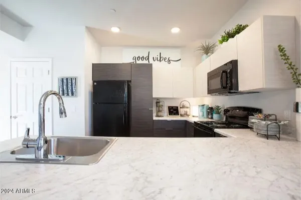 $1,994 | 4435 North Longview Avenue, Unit 3, Phoenix, AZ 85014