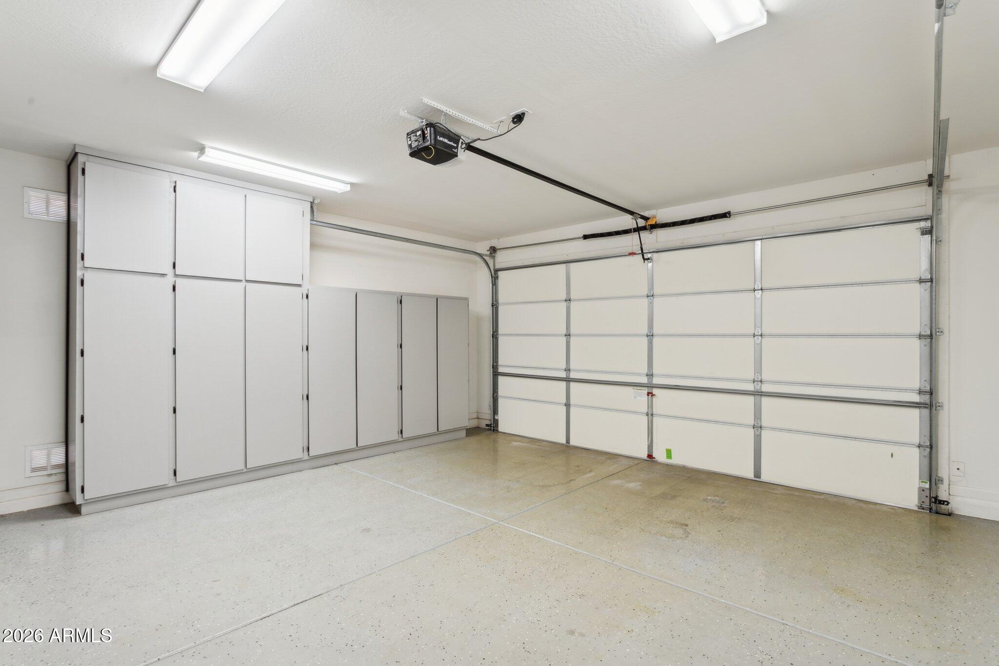 12242 West Briles Road Peoria, AZ 85383 - Photo 29 of 46 Garage