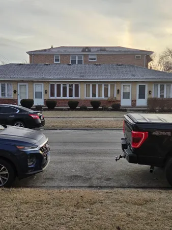 $545,000 | 6124 West 79th Street, Burbank, IL 60459