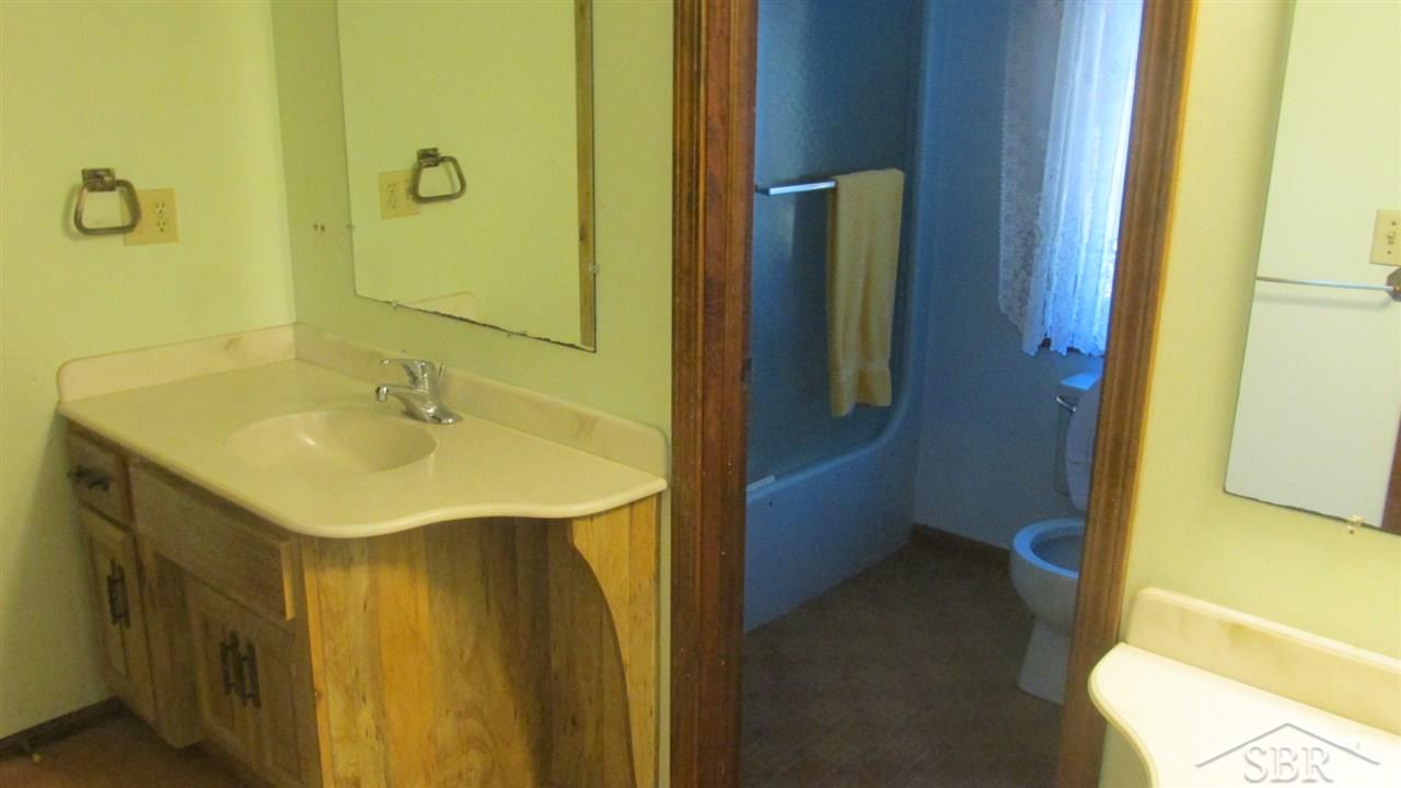 7290 Maple Road Frankenmuth, MI 48734 - Photo 11 of 26 31356978-10.JPG