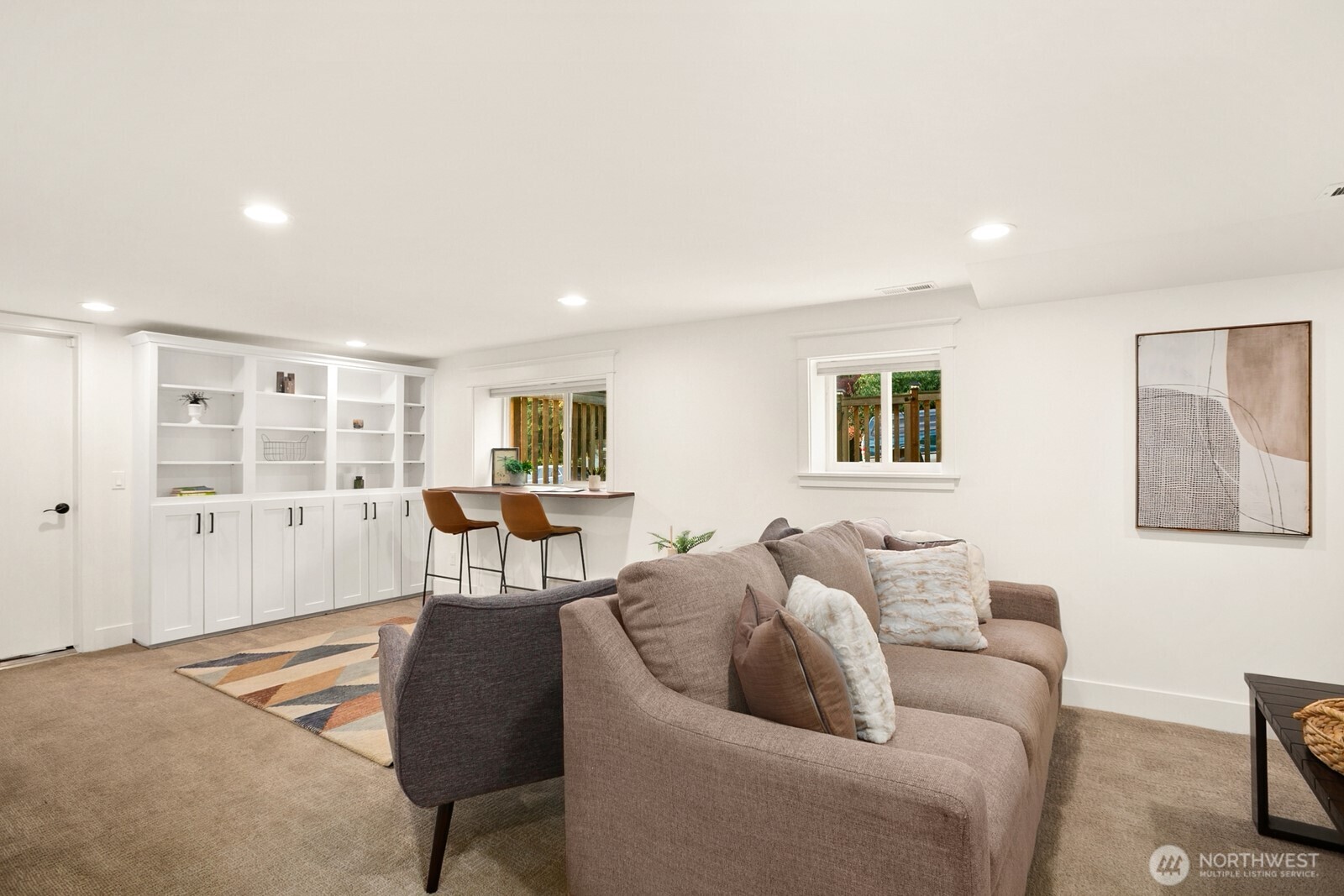 5119 Meridian Avenue North Seattle, WA 98103 - Photo 23 of 39