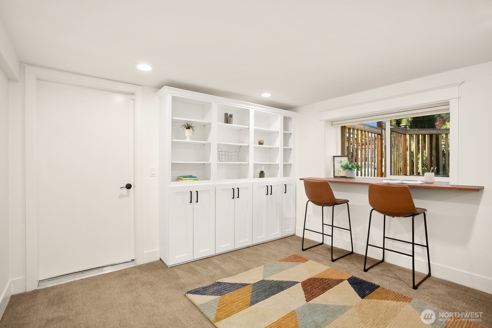 5119 Meridian Avenue North Seattle, WA 98103 - Photo 24 of 39