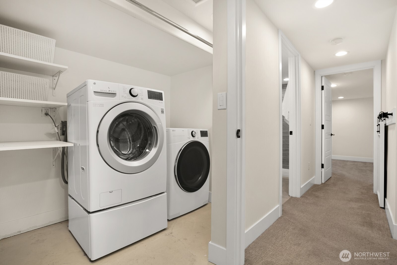 5119 Meridian Avenue North Seattle, WA 98103 - Photo 28 of 39