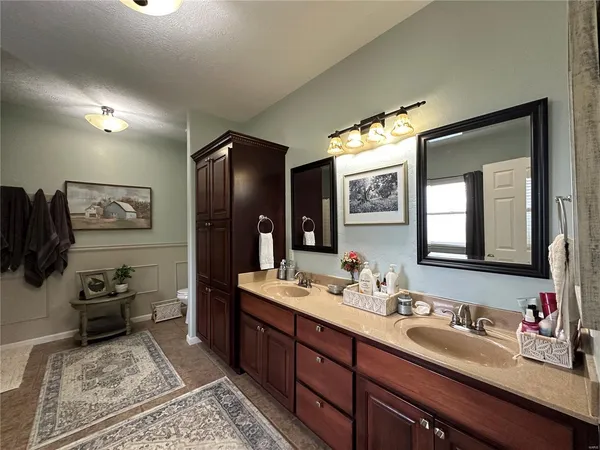 $597,000 | 31321 Highway Ac Lebanon Mo 65536, Lebanon, MO 65536