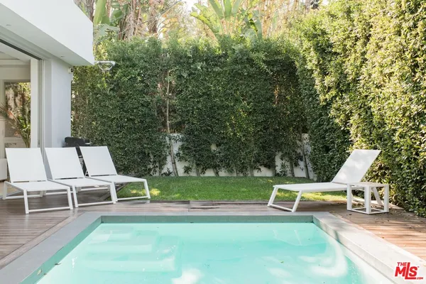 $24,675 | 1723 South Durango Avenue, Los Angeles, CA 90035
