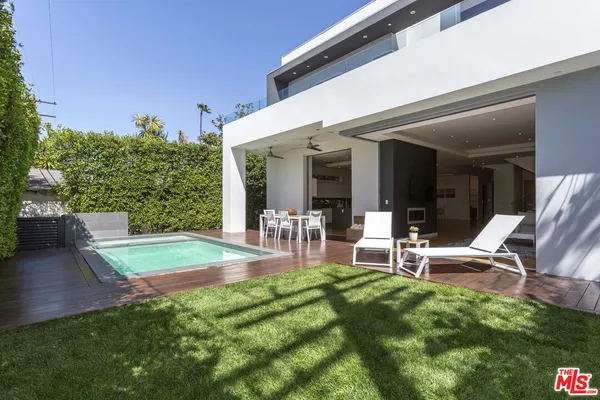 $24,675 | 1723 South Durango Avenue, Los Angeles, CA 90035