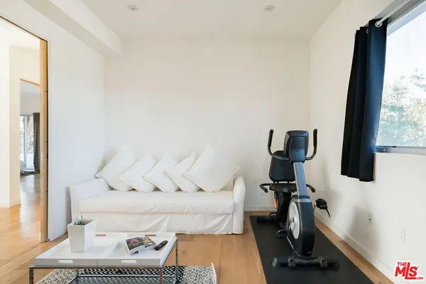 $24,675 | 1723 South Durango Avenue, Los Angeles, CA 90035