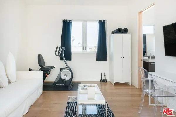$24,675 | 1723 South Durango Avenue, Los Angeles, CA 90035