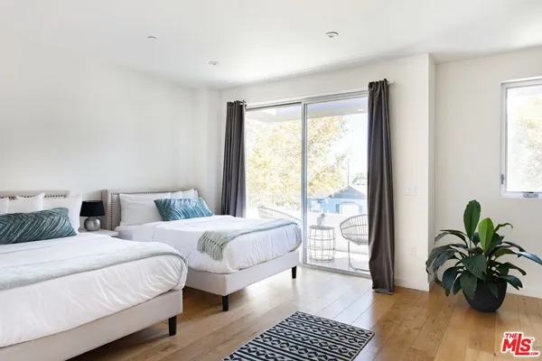 $24,675 | 1723 South Durango Avenue, Los Angeles, CA 90035