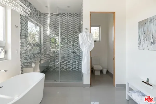 $24,675 | 1723 South Durango Avenue, Los Angeles, CA 90035