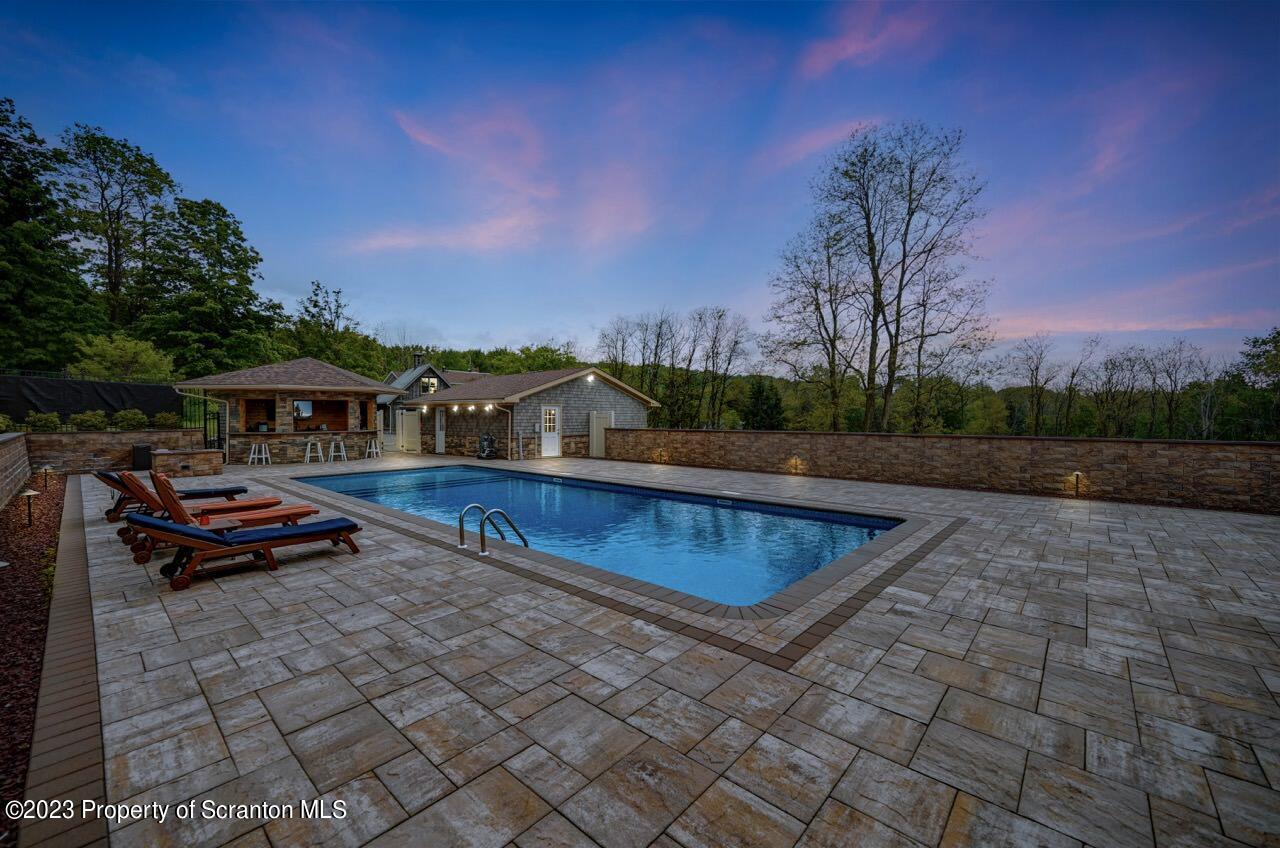 439 Stone Road Dalton, PA 18414 - Photo 5 of 110 Gallery Image 5