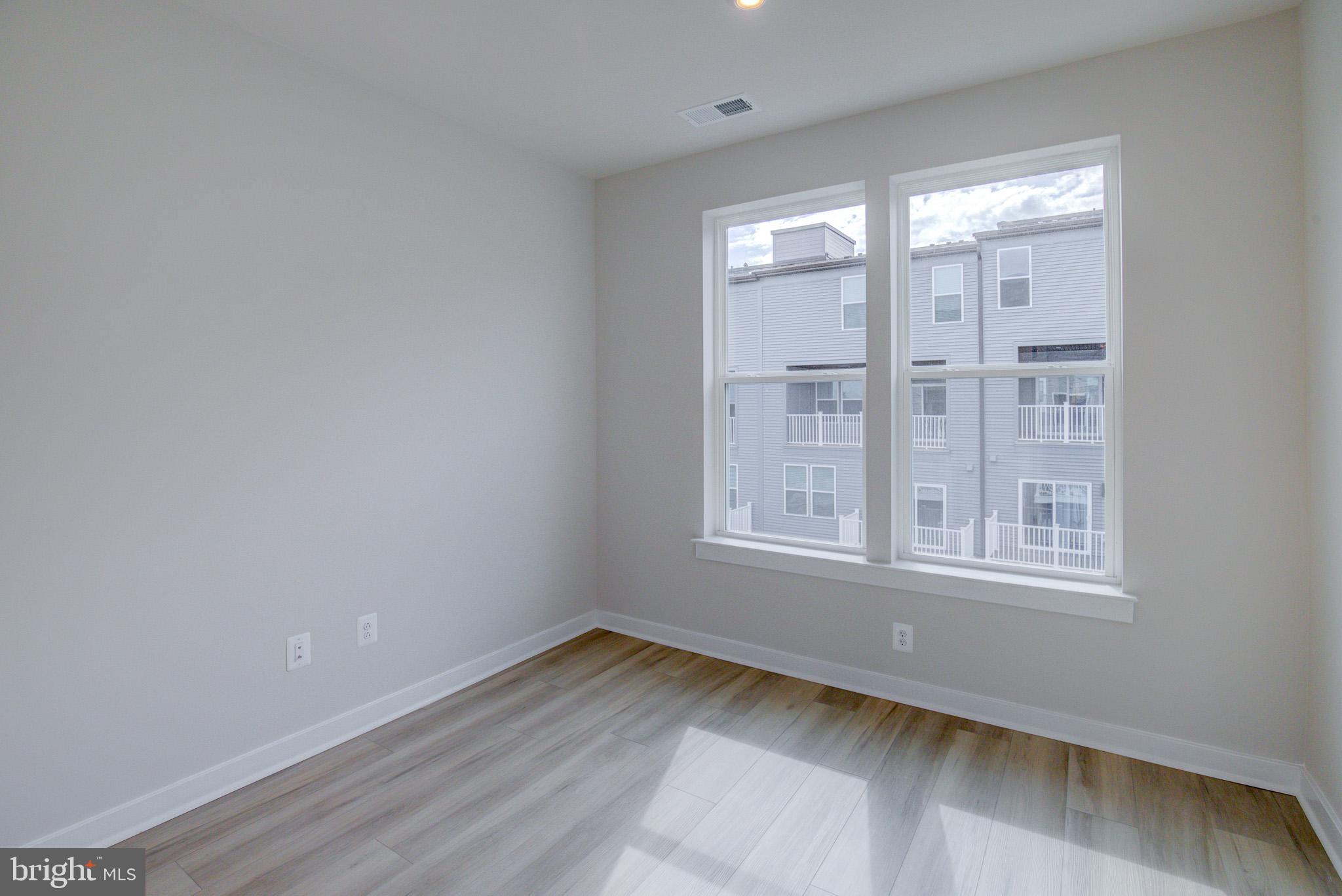 14138 Gypsum Loop Chantilly, VA 20151 - Photo 14 of 36 Main Level Office off of Kitchen...so convenient!