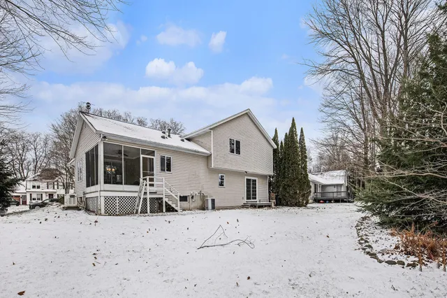 $469,900 | 6468 Wildcreek Drive, Holland, MI 49423