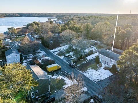 14 Old Mayfair Road Dennis, MA 02660 - Photo 2 of 8